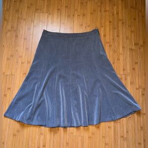 Elegant Gray Women's Skirt